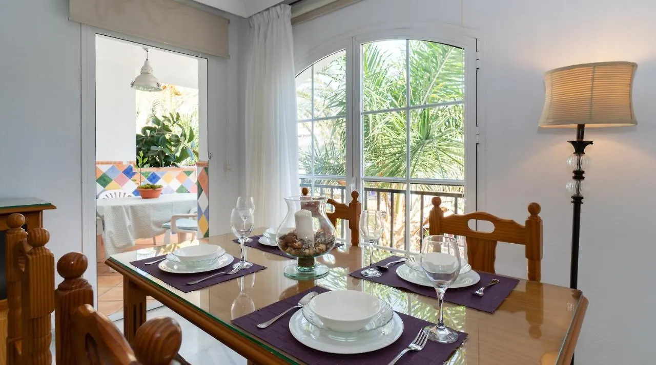Holidays & Homes I Benalmadena Playa, Piscinas ,Relax Spain